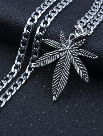 Hemp Leaf Pendant Chain Necklace