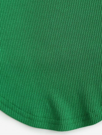 Ribbed Curved Hem Crop Tank Top